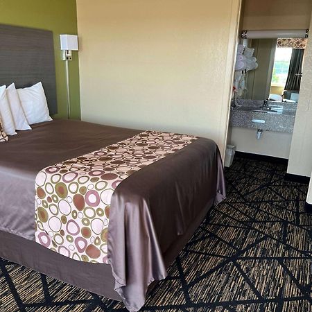 Travelodge by Wyndham Mansfield Eksteriør billede